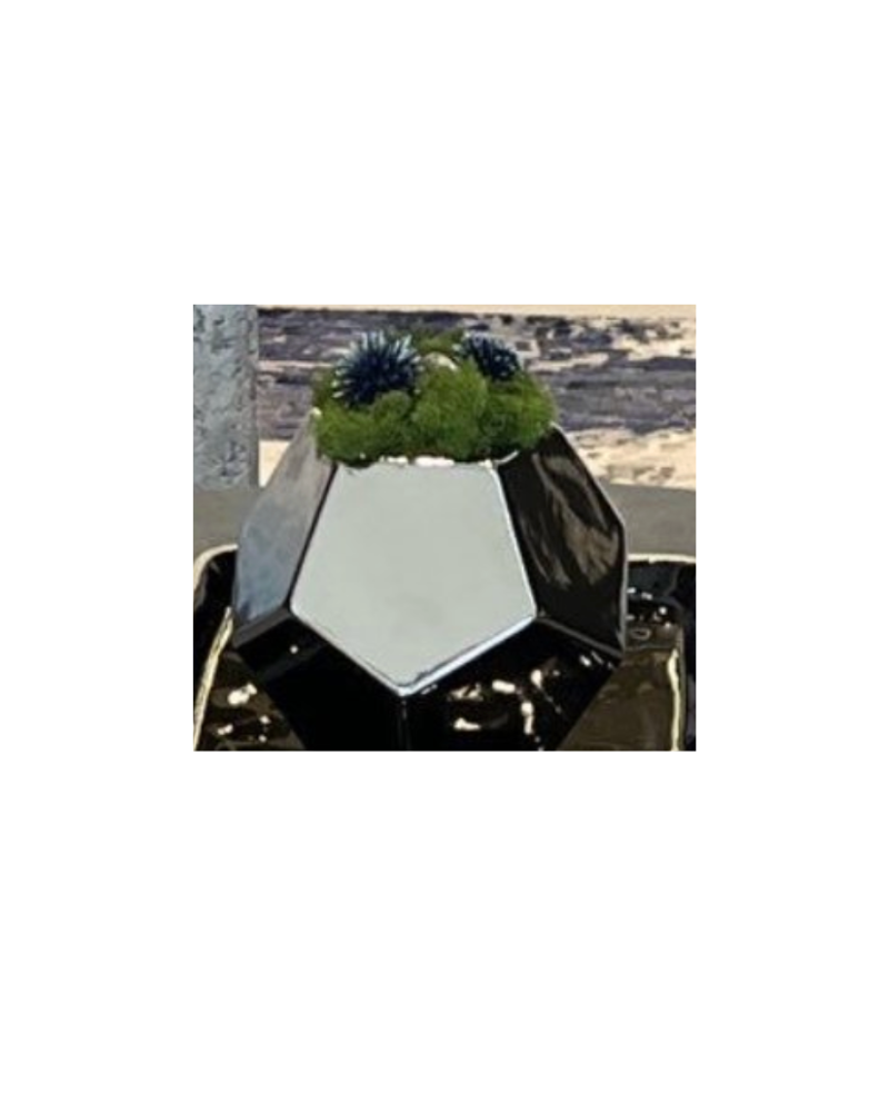 Honeycomb Medium Planter with Moss and Stones - Silver